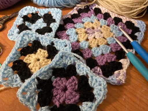 How to Crochet a Granny Square: Beginner-Friendly Workshops